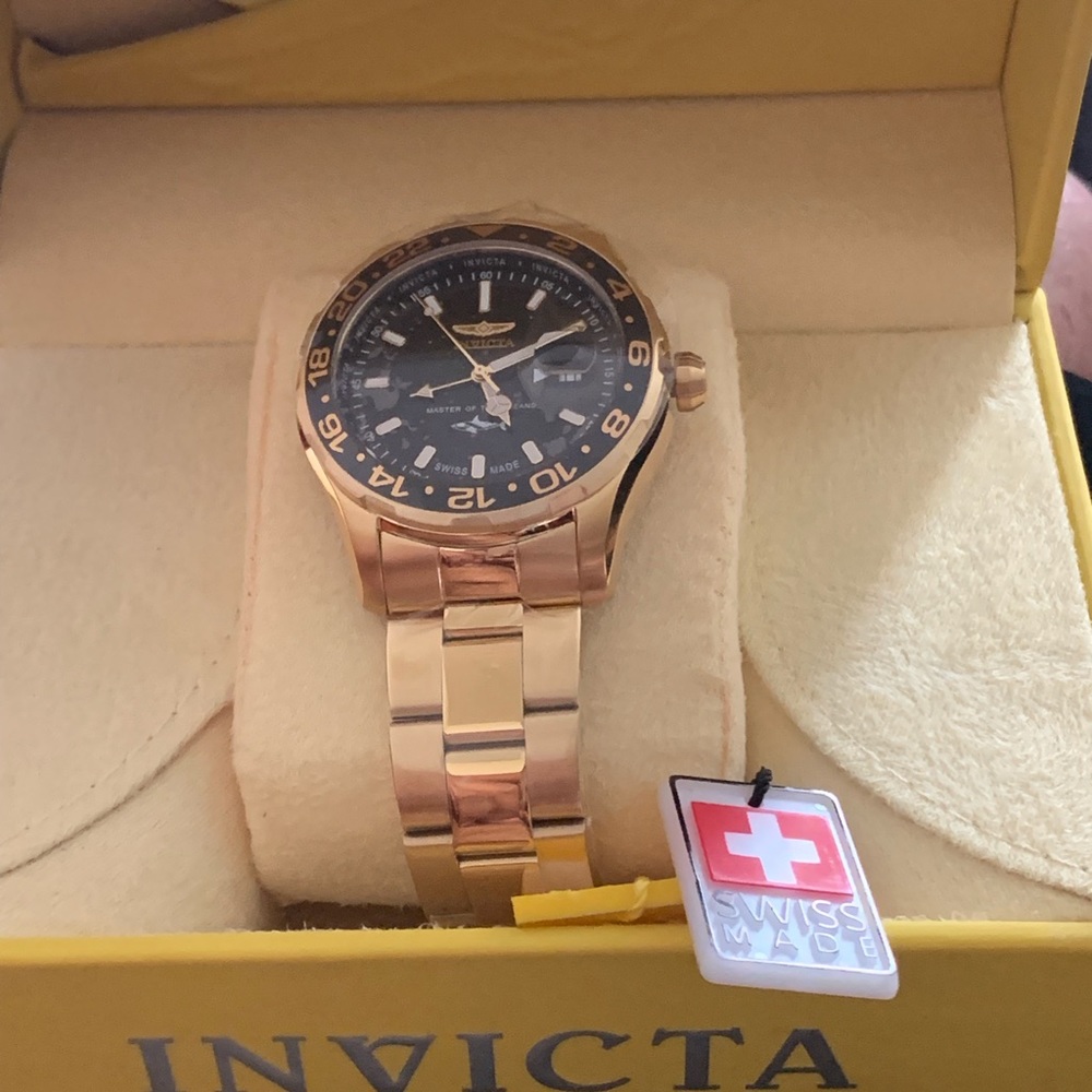 SOLD-Watch - Picture 6 of 6